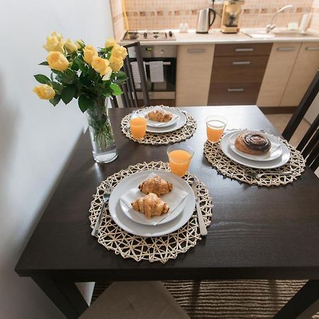 Bohohome Apartment Эгер Экстерьер фото